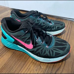 Nike Womens Running Sneakers